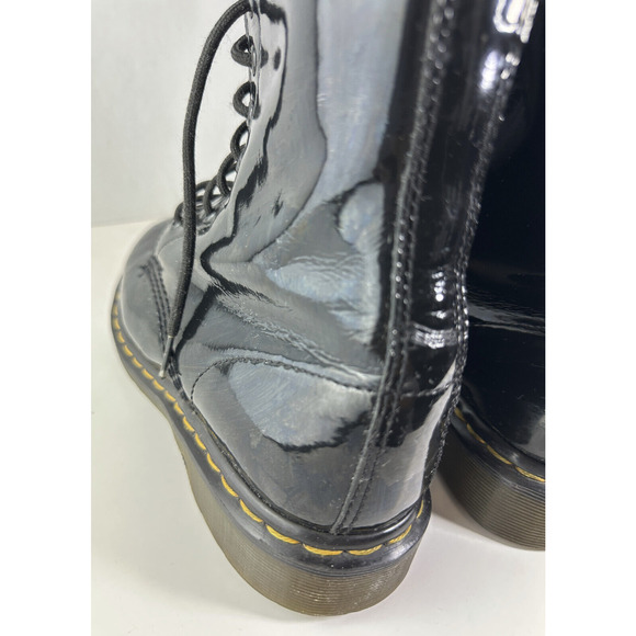 Doc Dr. Martens Shiny Patent Leather 1469 Boots Black Lace Up Women's Size 9 - Picture 13 of 16